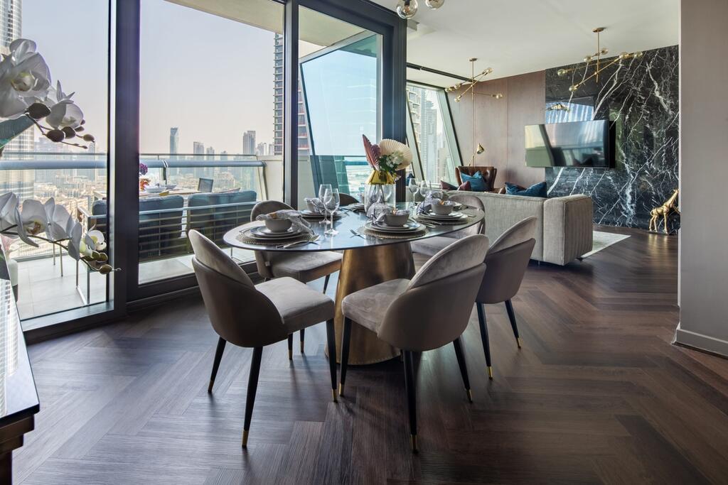 Frank Porter - Burj Vista - thumb 2