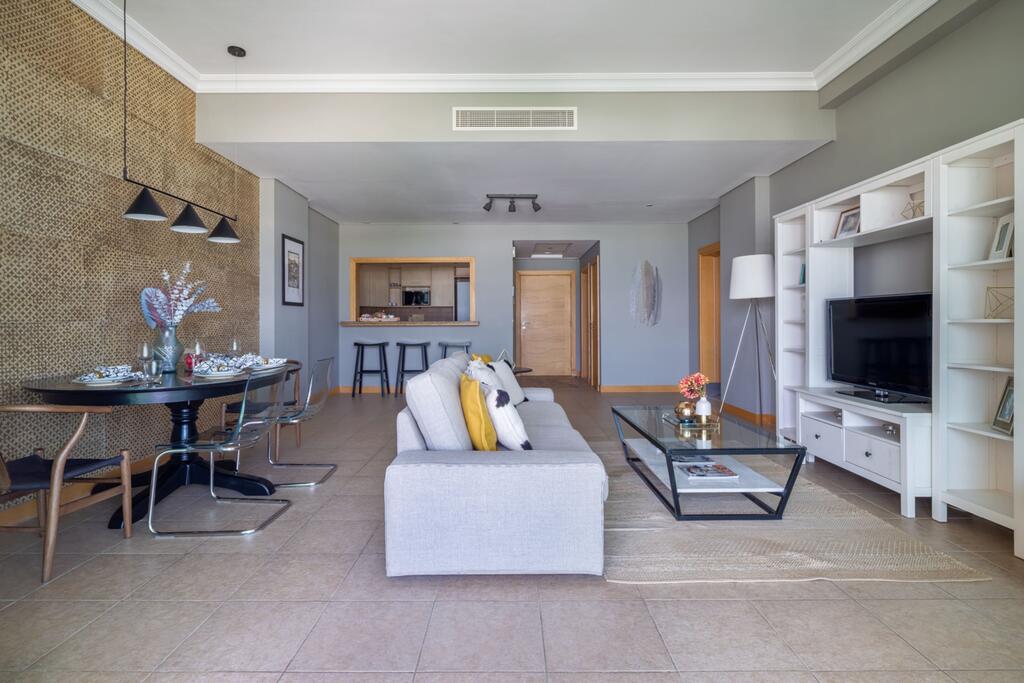 Frank Porter - Shoreline Apartments - thumb 4