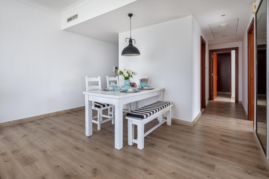 Frank Porter - The Fairways West - thumb 7