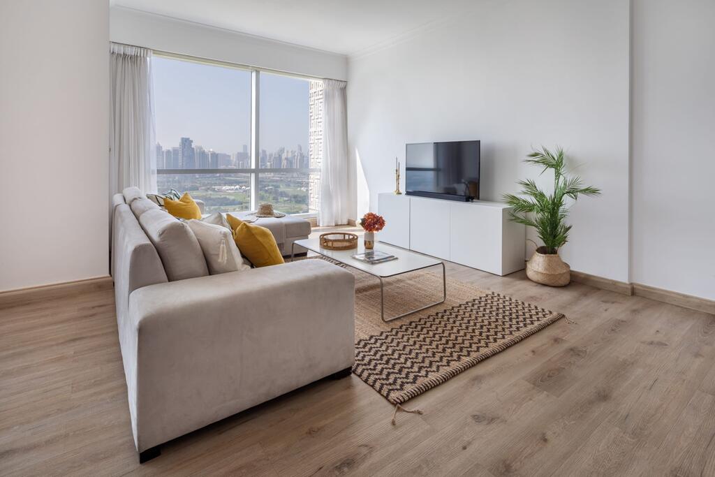 Frank Porter - The Fairways West - thumb 4