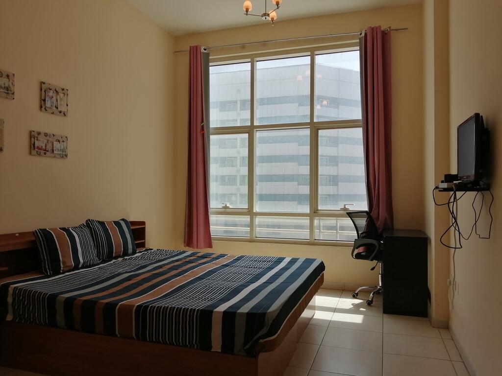 Affordable Couple Rooms Next To Metro And Near To All Tourist Destinations - thumb 7