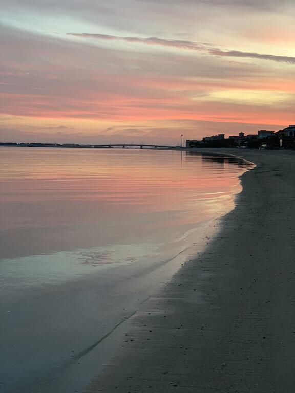 Gorgeous 4 Bedroom Villa With Private Pool In Palm Jumeira Dubai - thumb 0