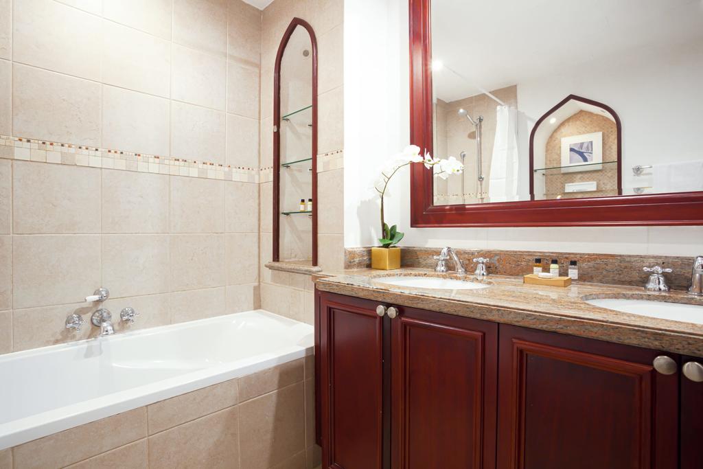 GuestReady - Bright And Colourful Apt In The Centre Of Downtown - thumb 1