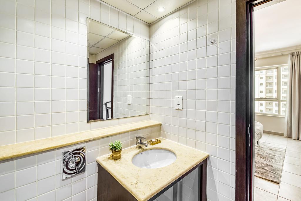 GuestReady - Bright Apartment In The Heart Of Marina - thumb 3