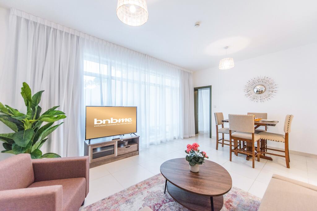 1B-LoftC-104 By Bnbmehomes - thumb 1