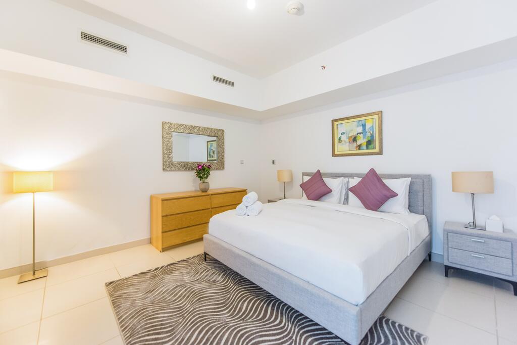 1B-LoftC-104 By Bnbmehomes - thumb 4