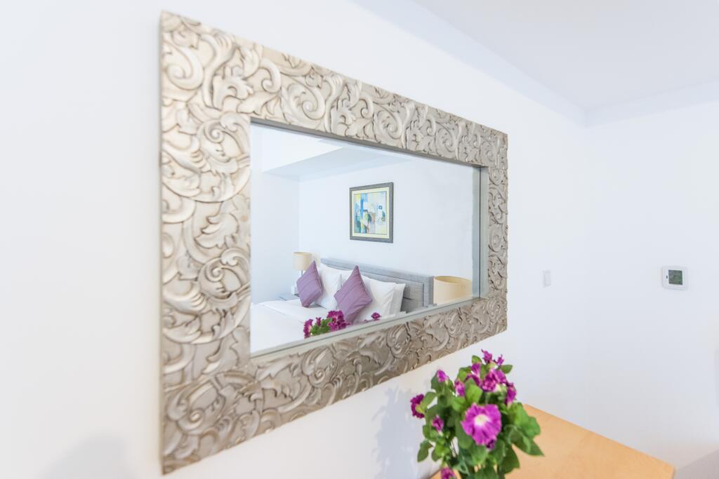 1B-LoftC-104 By Bnbmehomes - thumb 7