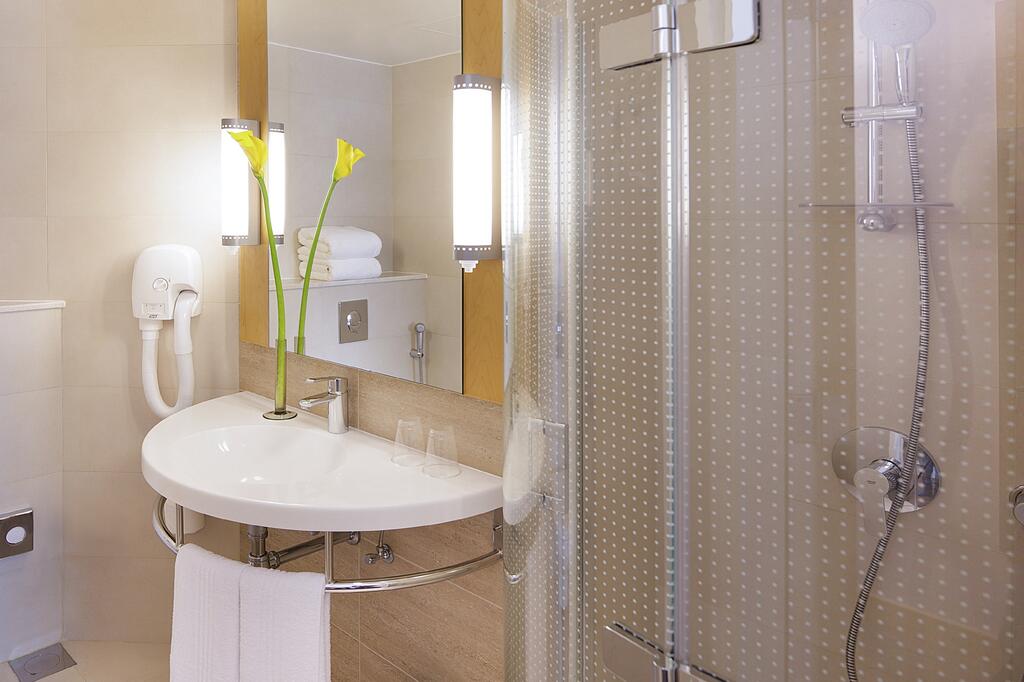 Ibis One Central - World Trade Centre Dubai - thumb 1