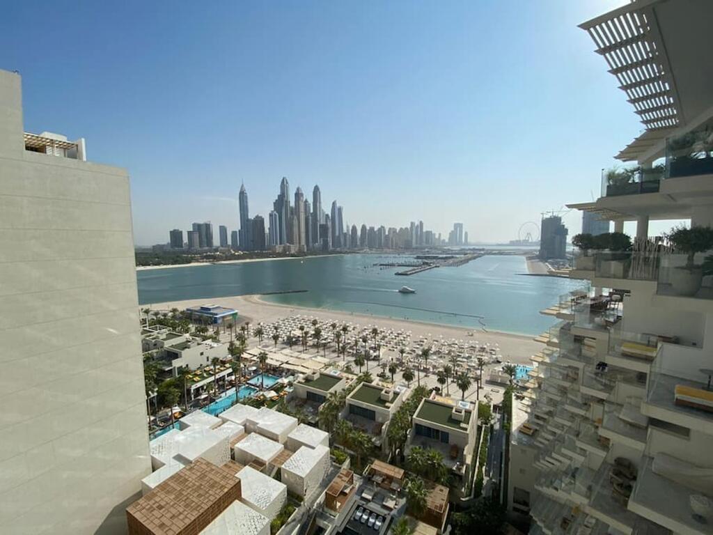 Key View - FIVE Palm - thumb 3