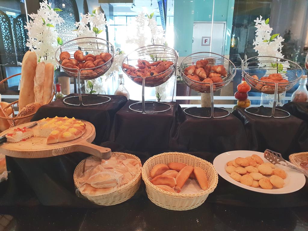 Al Jawhara Gardens Hotel - thumb 2