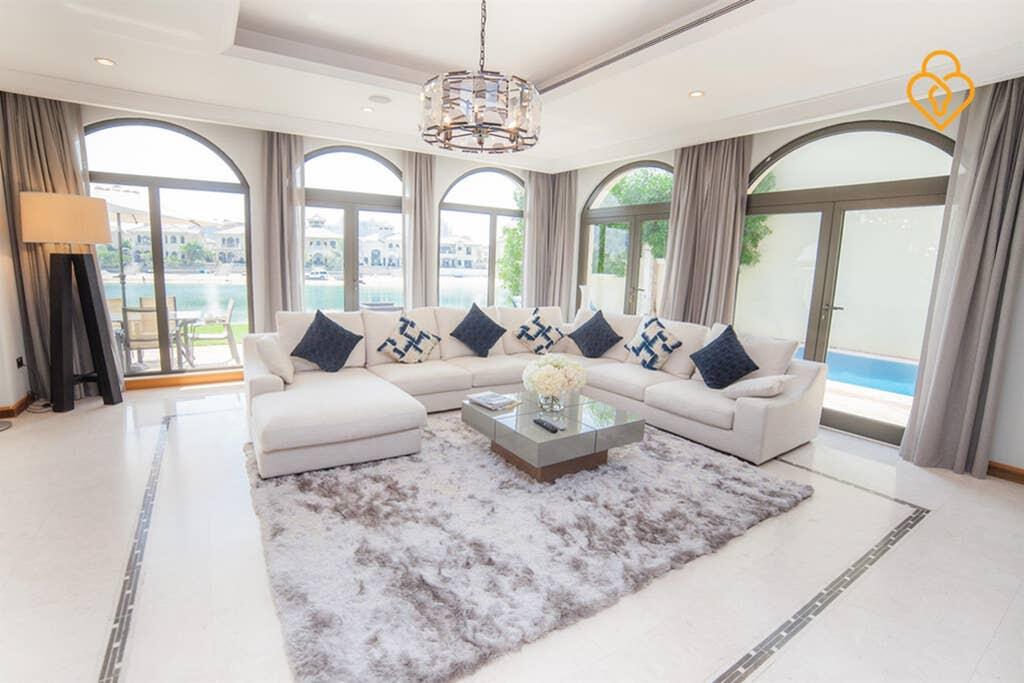 Keysplease Beautiful 4 B/R Villa W/Pool Palm Jumeirah - thumb 2
