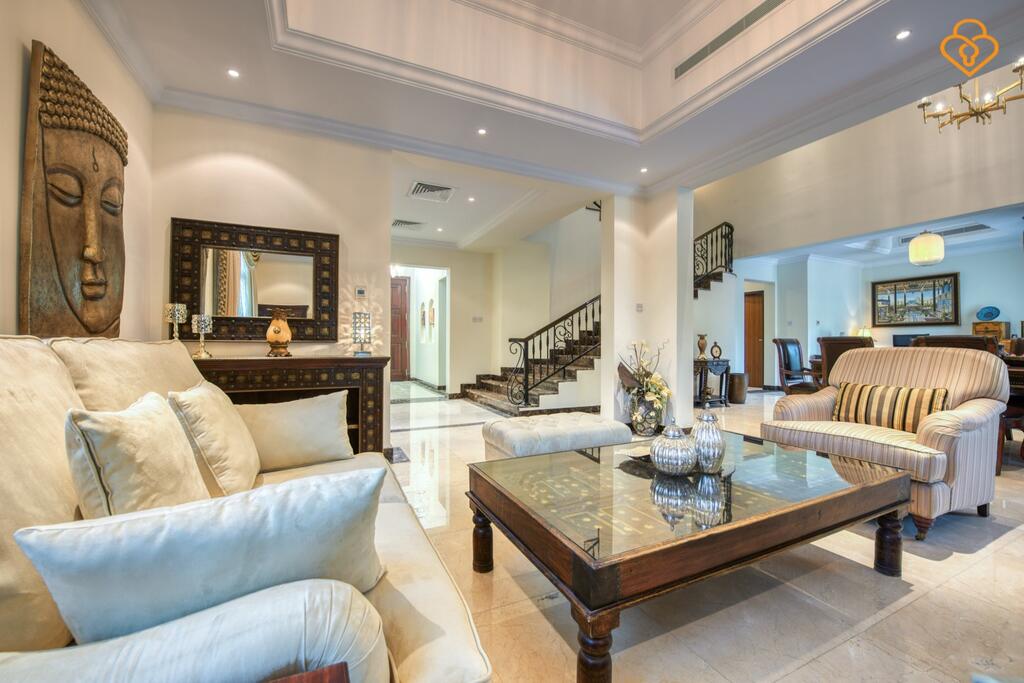 Keysplease Beautiful Large 4 B/R Villa W/Pool Jumeirah Island - thumb 4