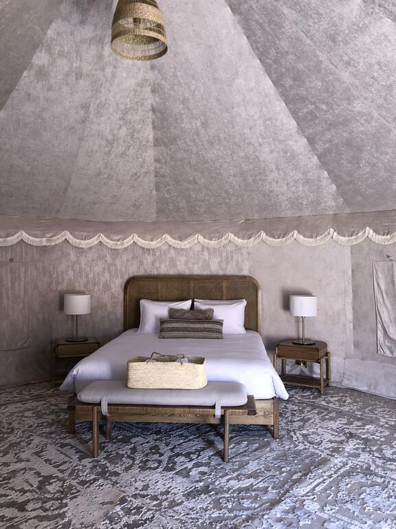 Liwa Nights Ù„ÙŠØ§Ù„ÙŠ Ù„ÙŠÙˆØ§ - thumb 1