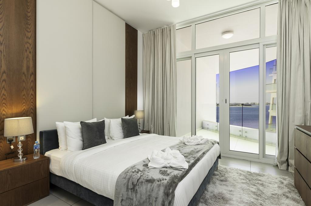 Luton Vacation Homes - Royal Bay - thumb 7