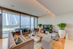Luxurious 2-Bedroom Apartment In Bluewaters Island With Full Sea & Skyline View