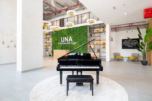 Luxurious And Convenient Apartment In A Lavish Yet Organic Environment.