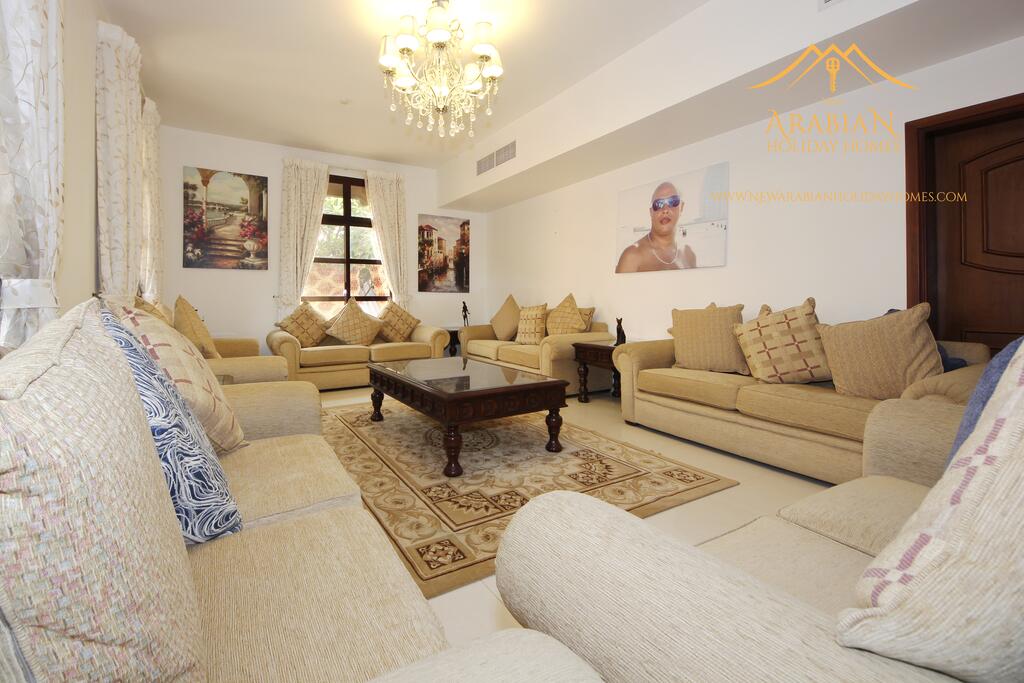 Amazing Garden Villa In Falcon City - thumb 2