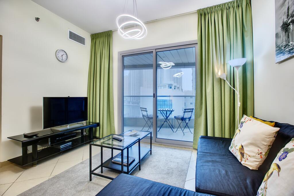 Apricus Holiday Homes - Beautiful 2 Bdrm Apartment Near Metro - thumb 4