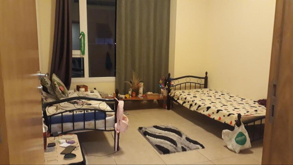 Bed Space For Females Near Metro Station - thumb 1