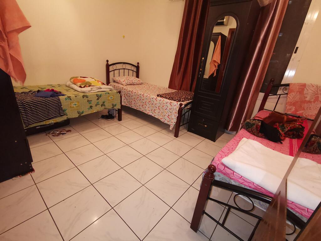 Bed Space For Females Near Metro Station - thumb 2