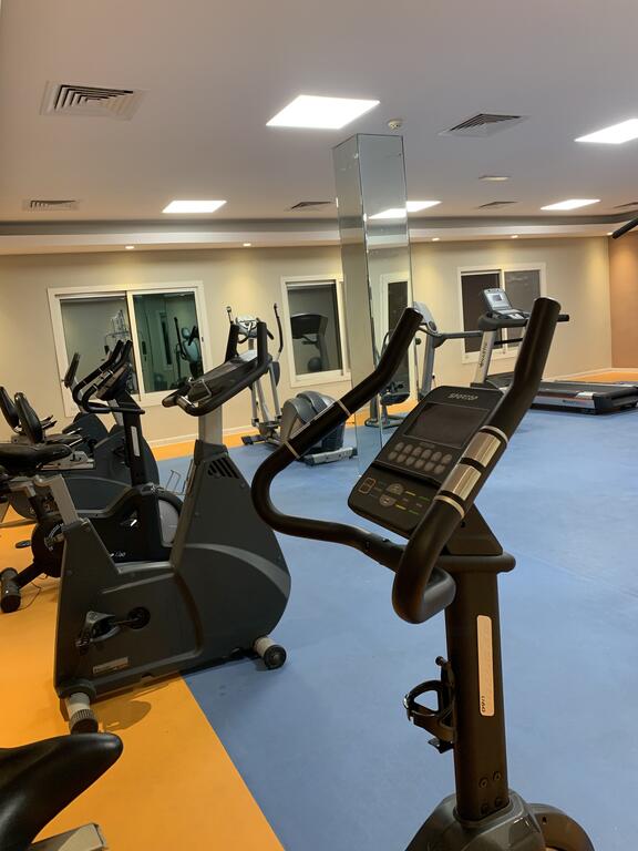 BEDSPACE Or DORMITORY ONLY For Male And Female Opp Mashreq Metro - thumb 1