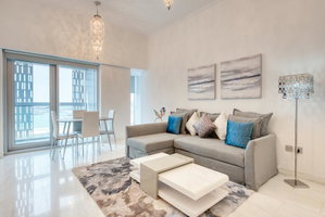 Cayan Tower By Deluxe Holiday Homes