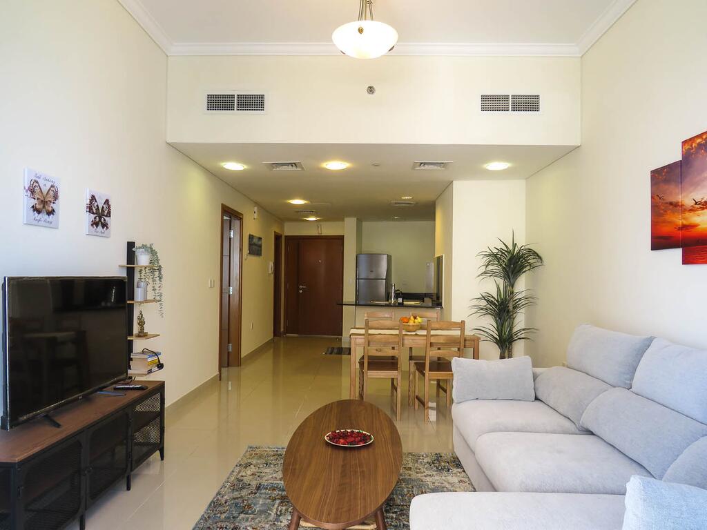 Comfortable Partial Palm View 1 BR Dubai Marina - thumb 1