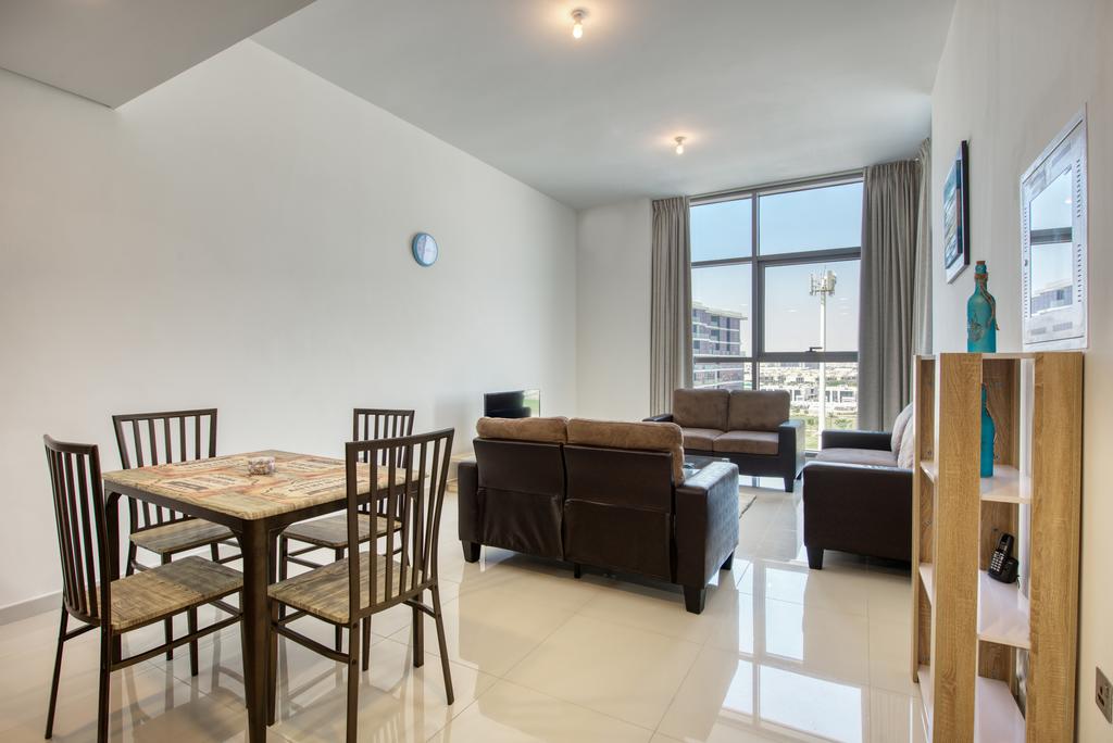 1 Bedroom Apartment In Damac Hills By Deluxe Holiday Homes - thumb 4