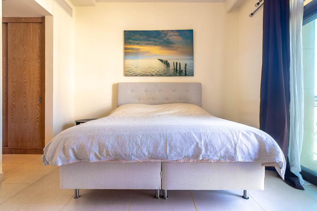 Desert City Stays - Saadiyat Island Getaway - thumb 3