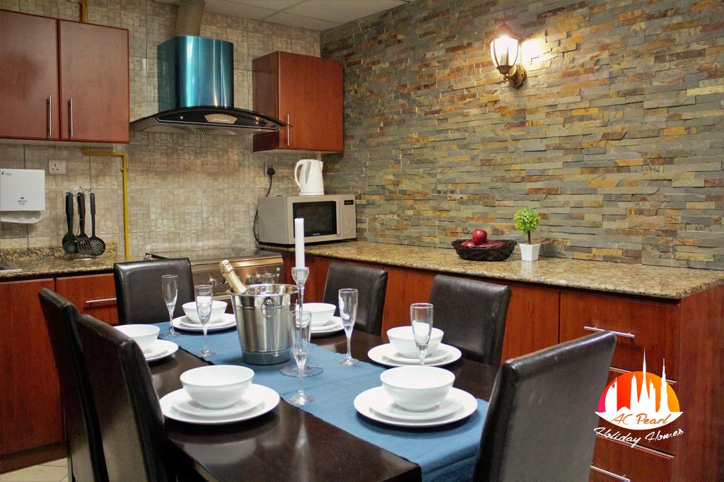 A C Pearl Holiday Homes - Palm View Four Bedroom Apartment - thumb 0