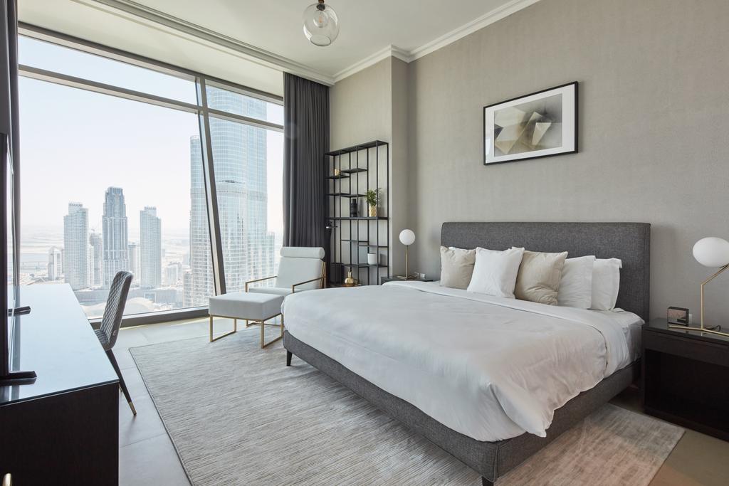 Fantastay- Burj Vista 03 BR Plus Maids Apartment - thumb 5