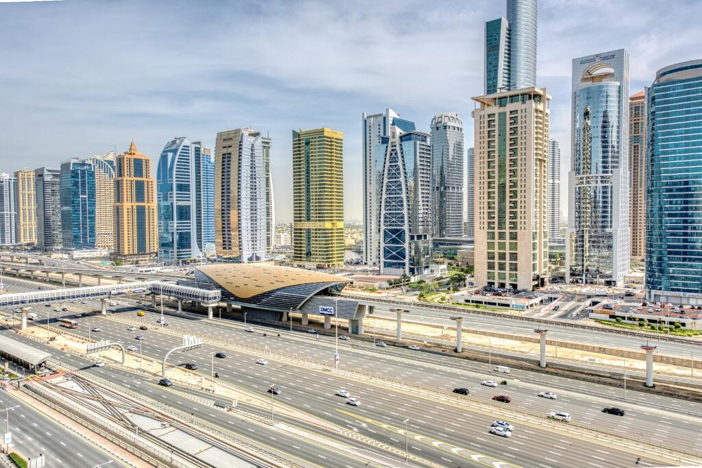 A Dreamy 1BHK Apartment In Dubai Marina. - thumb 6