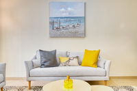 A Style Of Its Own Beachfront 2BR in JBR by Deluxe Holiday Homes Tourism UAE