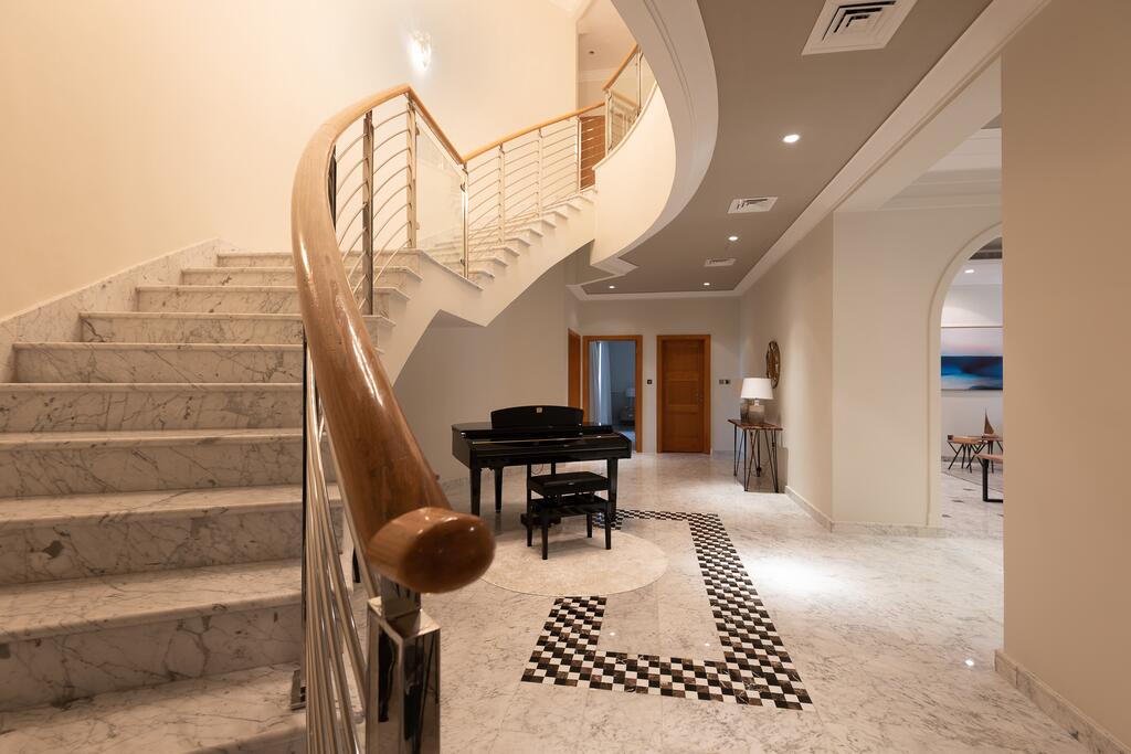 Maison Privee - Luxury 5BR Villa With Private Pool And Beach - thumb 1