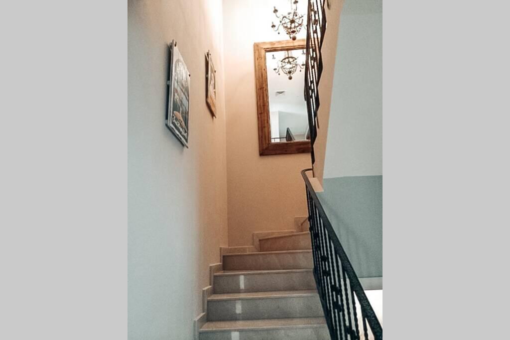 Mediterranean Style Villa - thumb 3