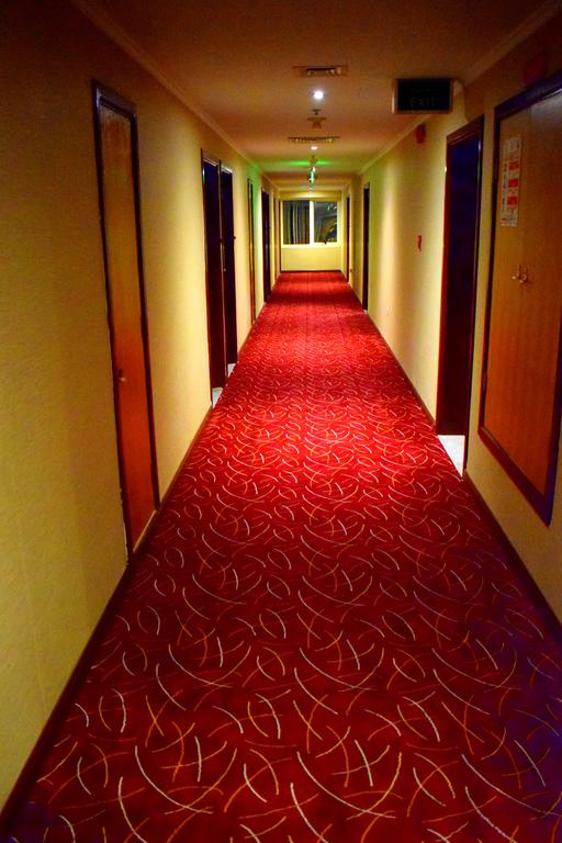 Nejoum Al Emarat - thumb 6