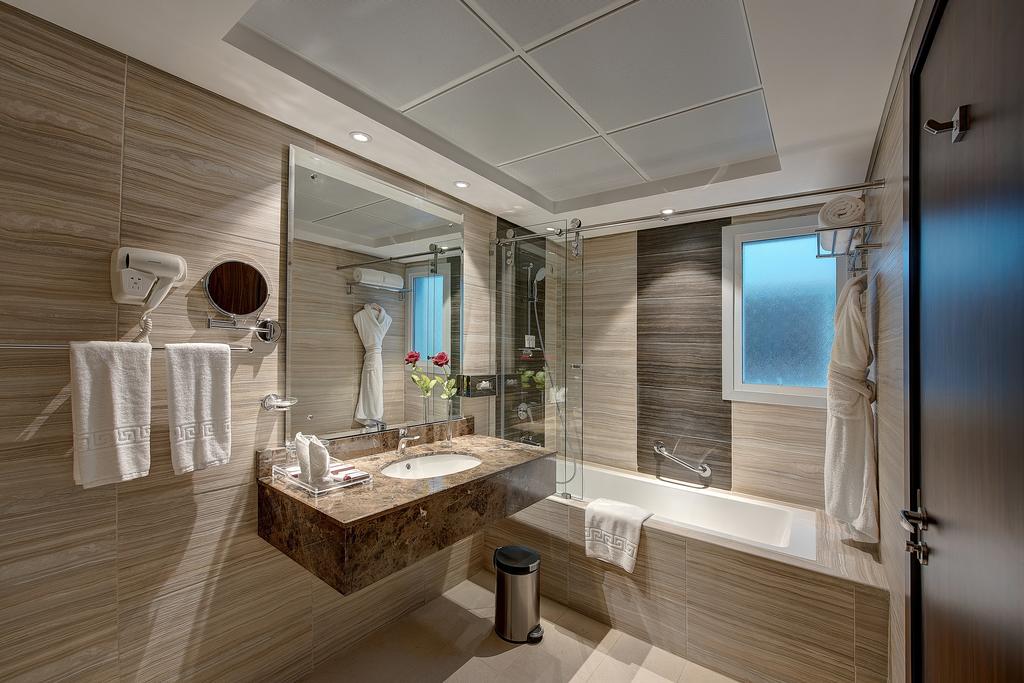 Omega Hotel Dubai - thumb 3