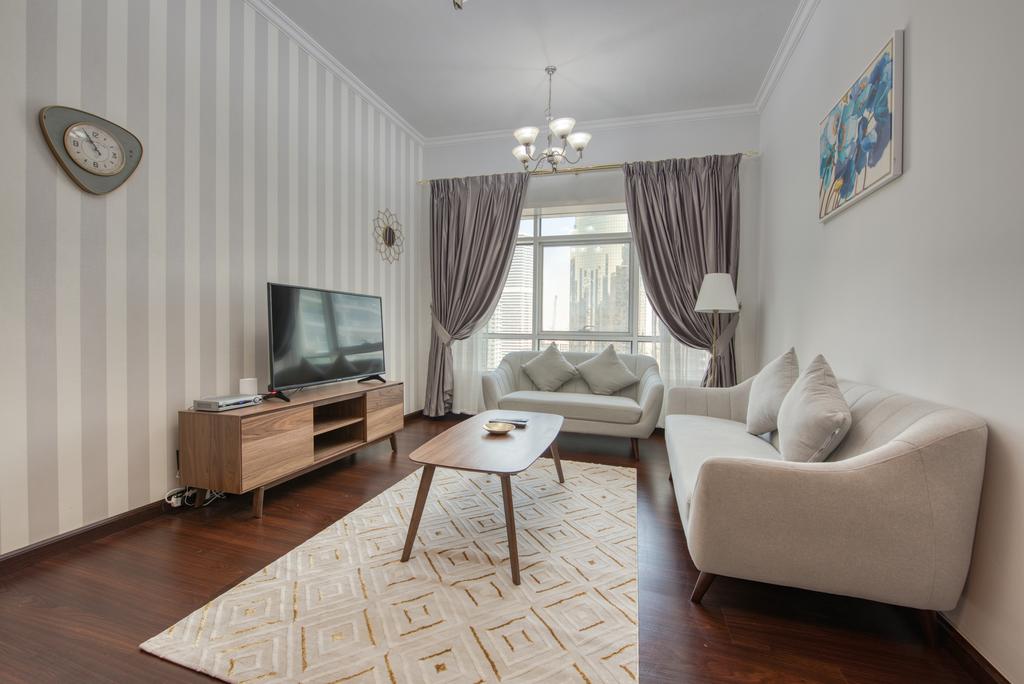 One Bedroom Apartment In The Lake City Tower, JLT By Deluxe Holiday Homes - thumb 5