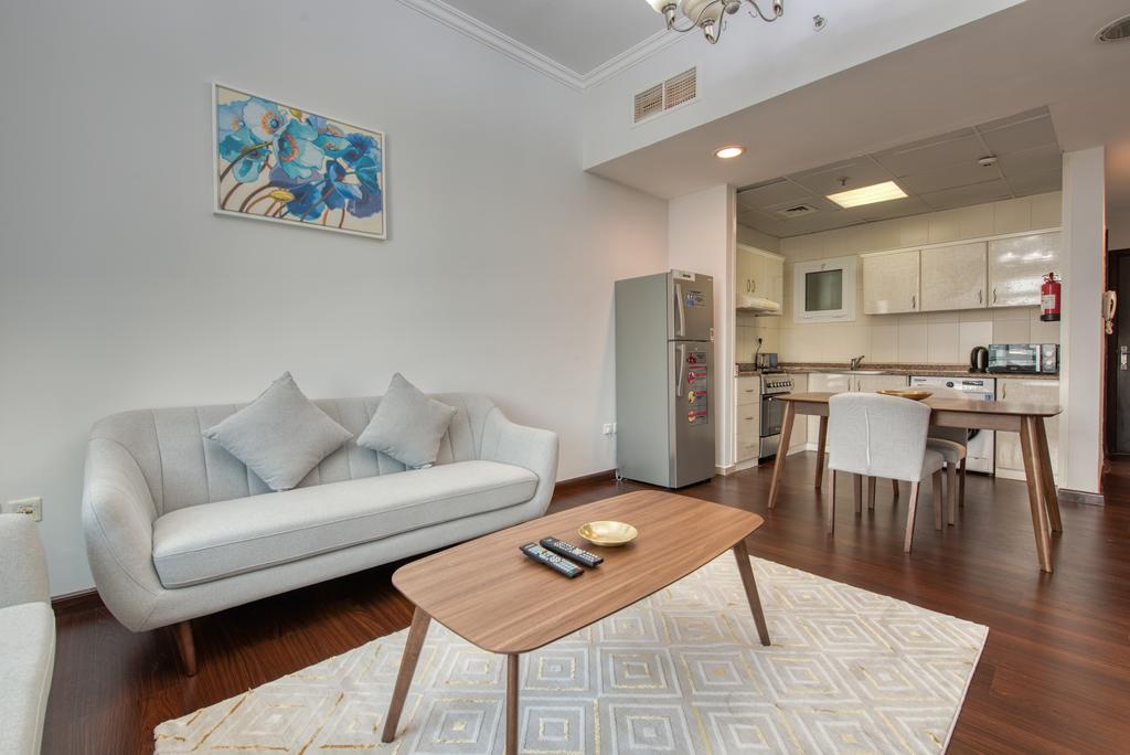 One Bedroom Apartment In The Lake City Tower, JLT By Deluxe Holiday Homes - thumb 7