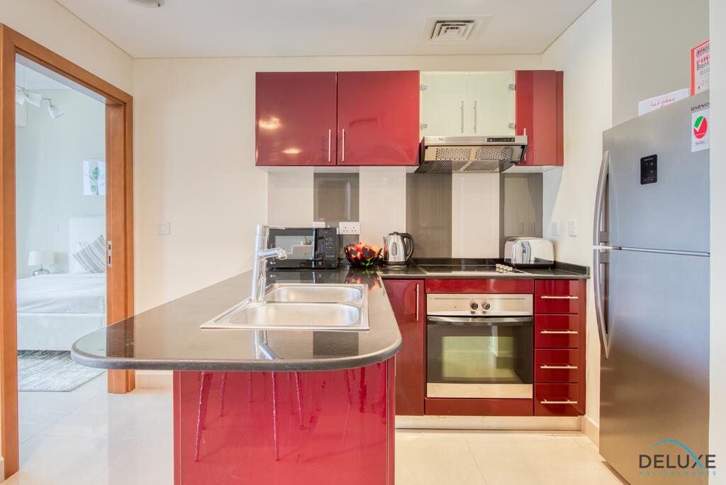 One Bedroom Apartment With Dubai Marina Views In Ocean Heights By Deluxe Holiday Homes - thumb 6