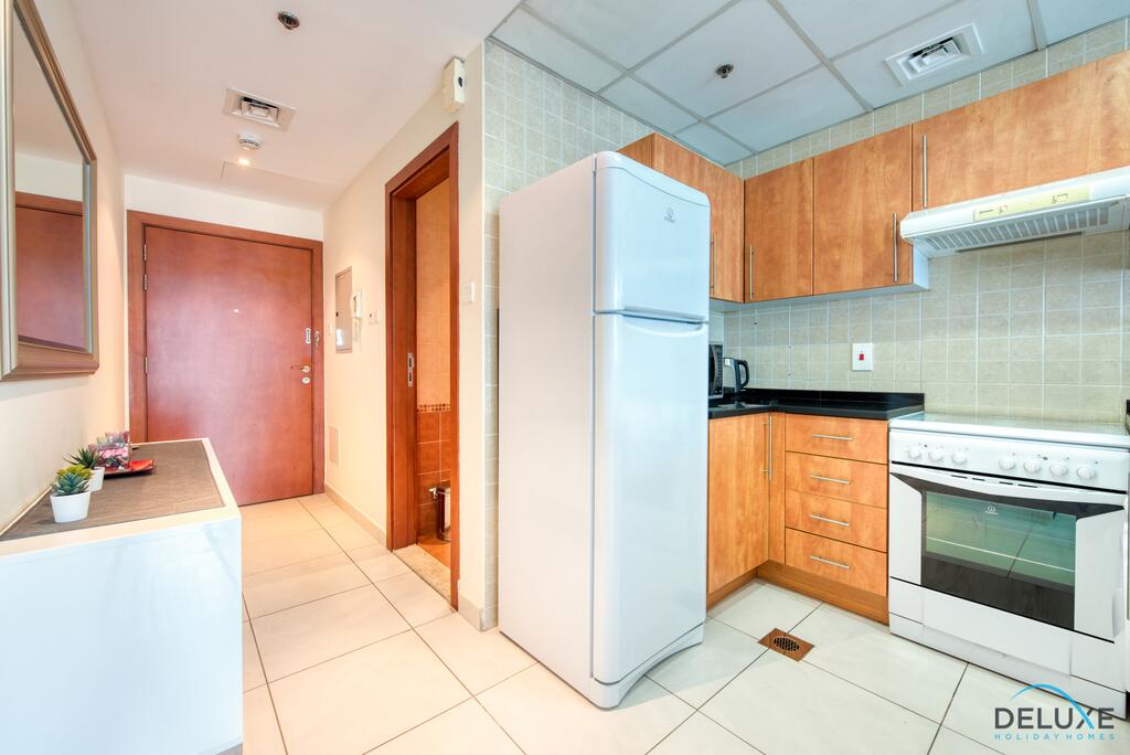 One Bedroom Modern Apartment In Marina View Towers A By Deluxe Holiday Homes - thumb 7