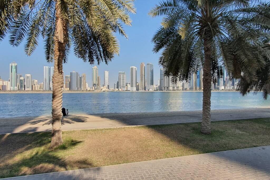 Outstanding Waterfront 3 Bedroom Apartment, - thumb 7