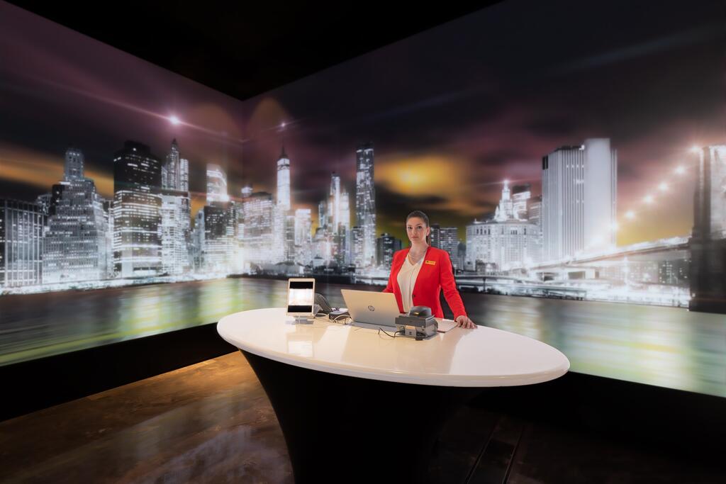 Paramount Hotel Dubai - thumb 2