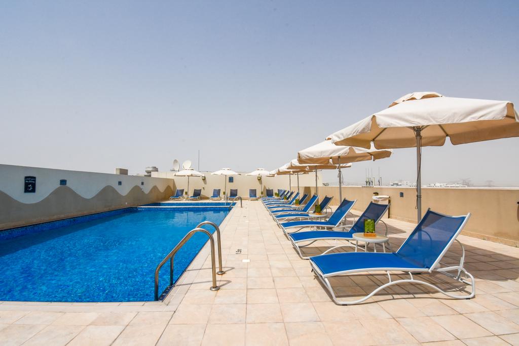 Premier Inn Dubai Investments Park - thumb 2
