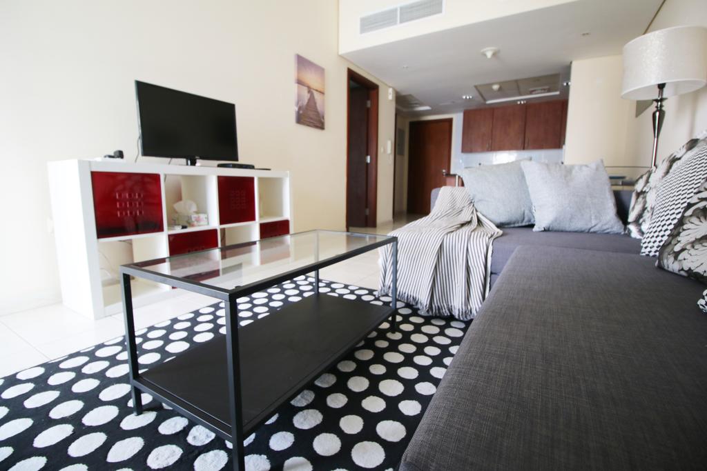 R&H - 1BR, JLT, Metro, Dining, Vibrant Community - thumb 7