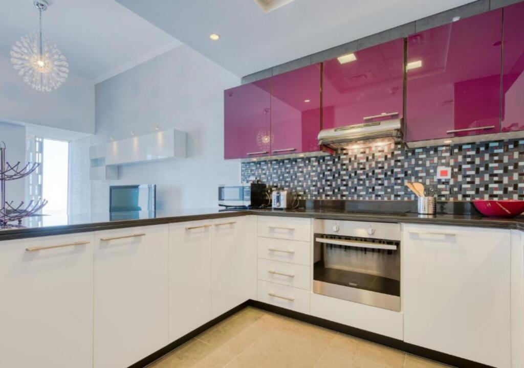 R&H - 2BR In Iconic Cayan Tower With Grand Views - thumb 6