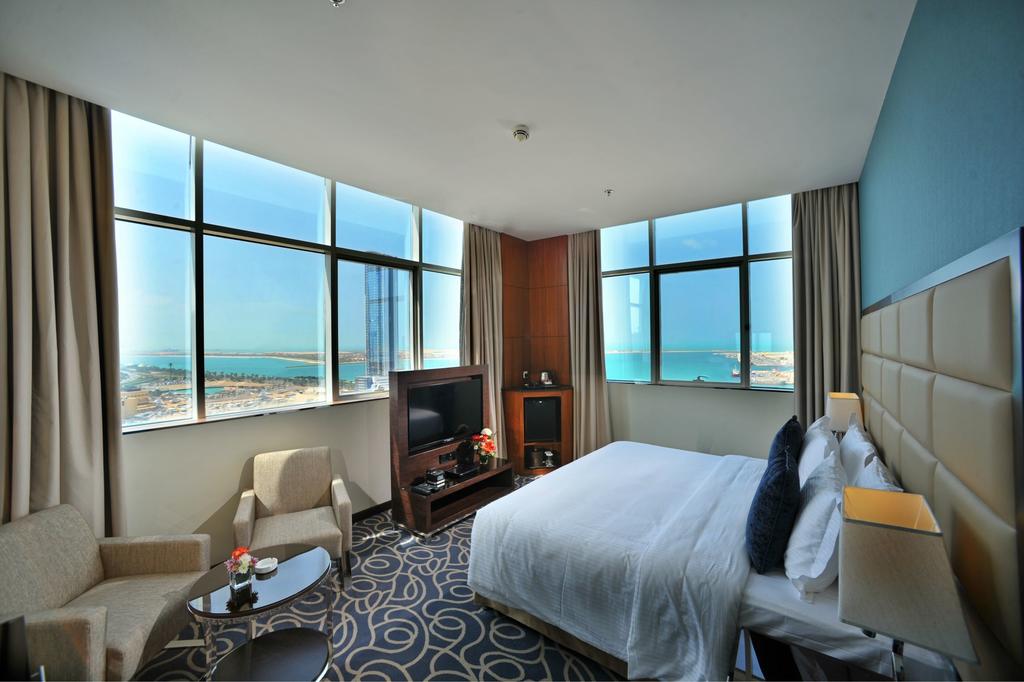 Ramada Abu Dhabi Corniche - thumb 3