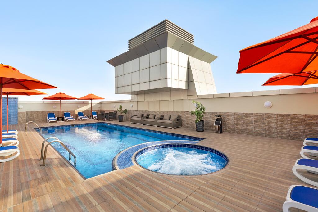 Ramada By Wyndham Dubai Deira - thumb 1