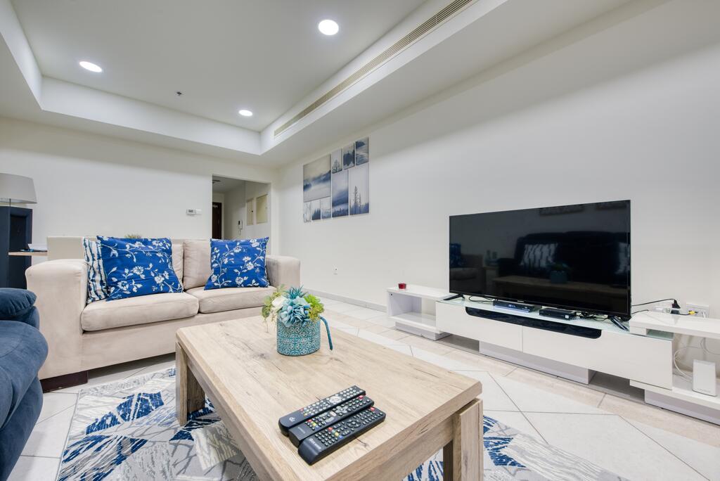 RH - 2BR, Princess Tower, Prime Marina Location - thumb 3