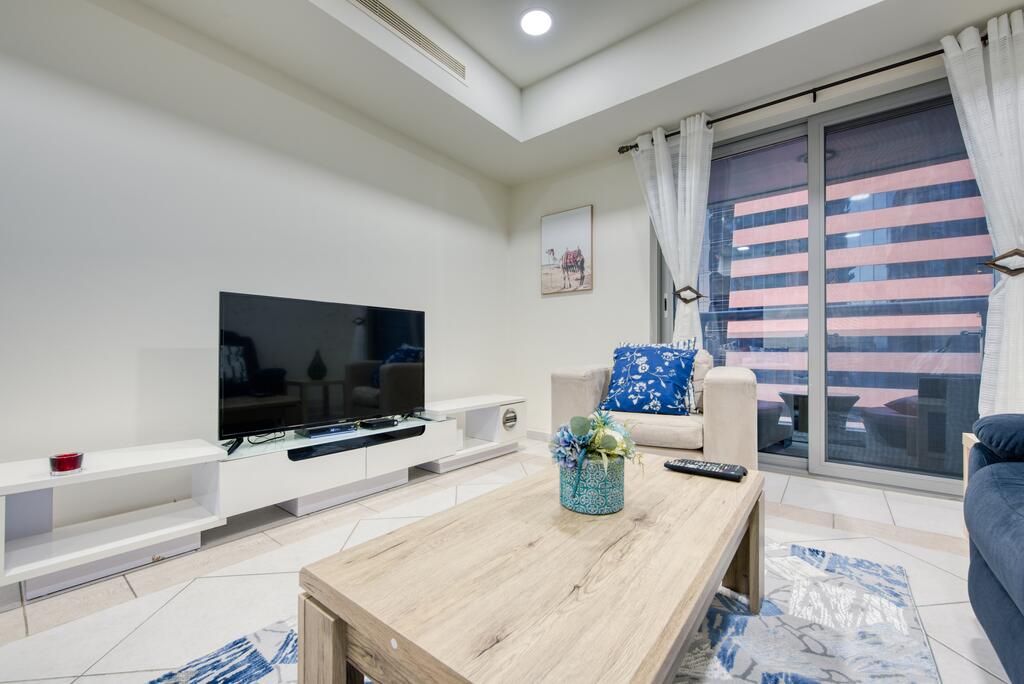 RH - 2BR, Princess Tower, Prime Marina Location - thumb 4